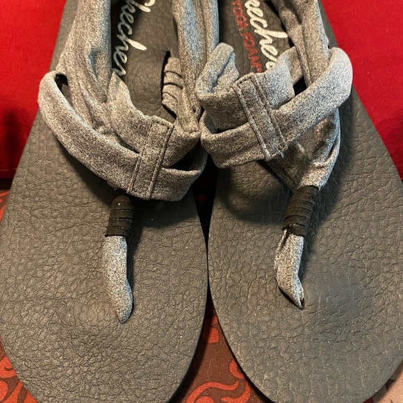 Skechers Gray Yoga Foam Sandals - Picture 2 of 5
